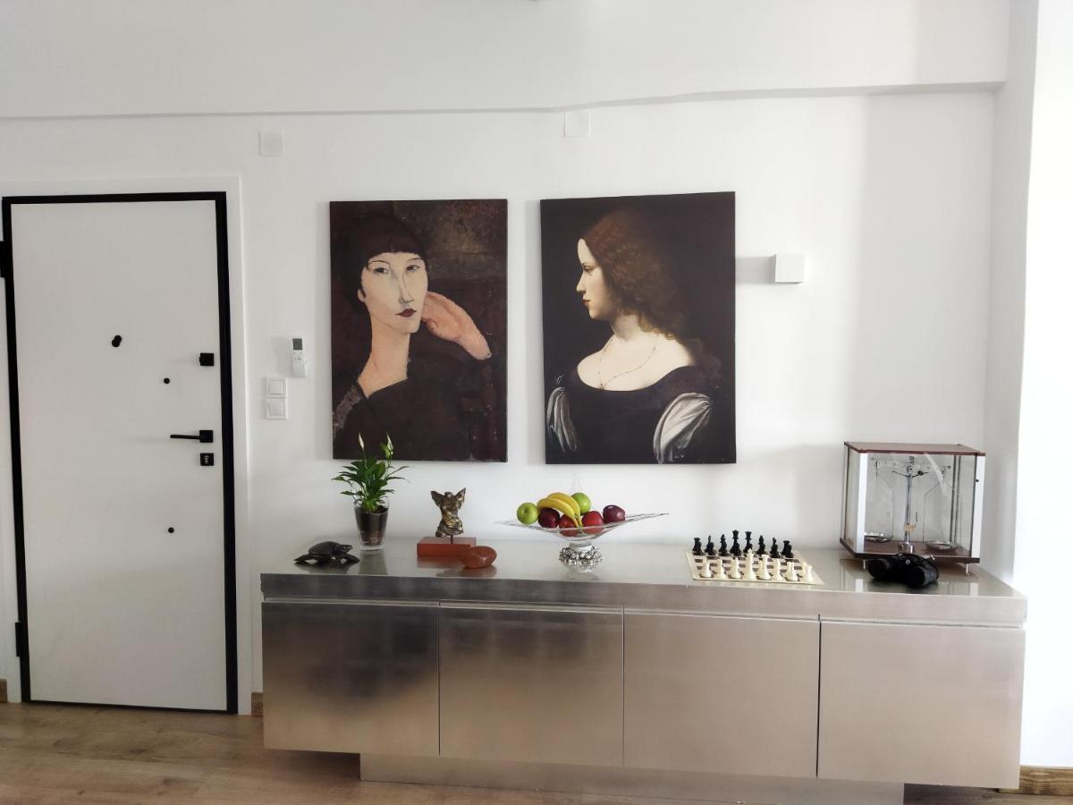 Minimal Apartment By The Beach Corinth エクステリア 写真